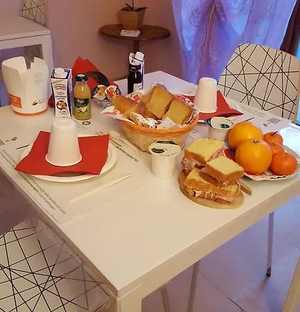 Oda ve Kahvaltı Homey Sarteano
